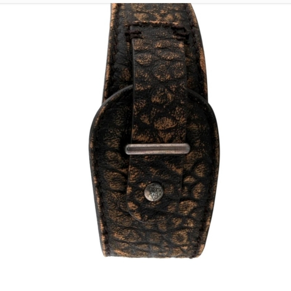 Gucci Leather Bracelet with Gucci pouch and box - Picture 3 of 16